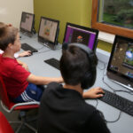 Zajęcia dla dzieci i młodzieży w pracowni Siemacha przy ulicy Radiowej w Kielcach / Kamil Król / Radio Kielce