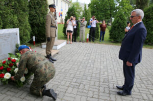 Uroczystości upamiętniające żołnierzy IV Pułku Piechoty "Czwartaków" na kieleckiej Bukówce / Kamil Król / Radio Kielce