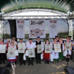 Gala finałowa "Jawor – u źródeł kultury" w Parku Etnograficznym w Tokarni. Wręczono także ponad 40 wyróżnień. / Wojciech Habdas / Radio Kielce