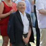 Obchody 95-lecia powstania 2. Pułku Artylerii Lekkiej Legionów. W dawnych koszarach na Stadionie złożono wieńce. Podczas uroczystości odsłonięto pomnik artylerzystów, którzy zginęli w Katyniu i Charkowie. / Wojciech Habdas / Radio Kielce