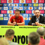 Konferencja prasowa połączoną z prezentacją nowego trenera Korony Kielce Ryszarda Tarasiewicza / Wojciech Habdas / Radio Kielce