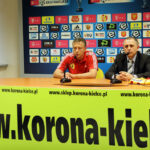 Konferencja prasowa połączoną z prezentacją nowego trenera Korony Kielce Ryszarda Tarasiewicza / Wojciech Habdas / Radio Kielce