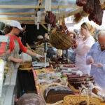 Święto Kielc. Ruszył jarmark na "Sienkiewce" / Wojciech Habdas / Radio Kielce