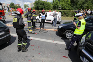 Wypadek na skrzyżowaniu ulic Źródłowej i Sandomierskiej. / Wojciech Habdas / Radio Kielce