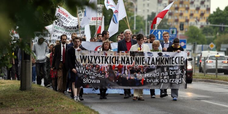 Manifestacja Ruchu Narodowego w Kielcach / Stanisław Blinstrub / Radio Kielce