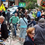Ulicami Kielc przejechała Masa Krytyczna. Młodzi i starsi rowerzyści zwrócili w ten sposób uwagę na swoje problemy komunikacyjne. / Stanisław Blinstrub / Radio Kielce