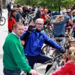 Ulicami Kielc przejechała Masa Krytyczna. Młodzi i starsi rowerzyści zwrócili w ten sposób uwagę na swoje problemy komunikacyjne. / Stanisław Blinstrub / Radio Kielce