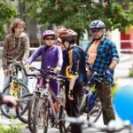 Ulicami Kielc przejechała Masa Krytyczna. Młodzi i starsi rowerzyści zwrócili w ten sposób uwagę na swoje problemy komunikacyjne. / Stanisław Blinstrub / Radio Kielce