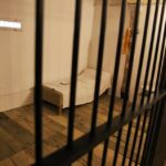 Nowa wystawa w Muzeum Wsi Kieleckiej. tym razem otwarto komisariat. / Stanisław Blinstrub / Radio Kielce