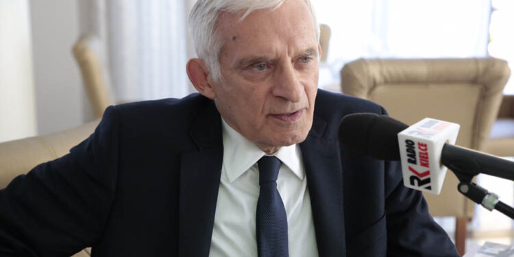 prof. Jerzy Buzek, były premier i przewodniczący Parlamentu Europejskiego / Włodzimierz Batóg / Radio Kielce