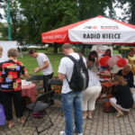 W piątek 18 lipca nasza radiowa ekipa odwiedziła Końskie. Nasz wóz satelitarny ustawił się na skwerze obok kolegiaty pw. św.Mikołaja. / Ewa Kiślak / Radio Kielce