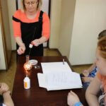 W środę zajęcia na Uniwersytecie Jana Kochanowskiego rozpoczęło 27 młodych naukowców z całego województwa. / Wojciech Habdas / Radio Kielce