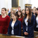 Msza Święta przed Koncertem Galowym Ogólnopolskiego Przeglądu Chórów Akademickich na Św, Krzyzu / Wojciech Habdas / Radio Kielce