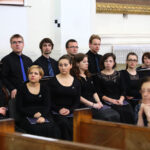 Msza Święta przed Koncertem Galowym Ogólnopolskiego Przeglądu Chórów Akademickich na Św, Krzyzu / Wojciech Habdas / Radio Kielce