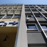 Dobiegł końca remont elewacji budynku C2 Urzędu Marszałkowskiego Województwa Świętokrzyskiego przy al. IX Wieków Kielc 3 / Wojciech Habdas / Radio Kielce