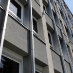 Dobiegł końca remont elewacji budynku C2 Urzędu Marszałkowskiego Województwa Świętokrzyskiego przy al. IX Wieków Kielc 3 / Wojciech Habdas / Radio Kielce