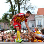 Prezentacja Korony na kieleckim Rynku. Kamil Sylwestrzak / Wojciech Habdas / Radio Kielce