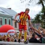 Prezentacja Korony na kieleckim Rynku. Jacek Kiełb / Wojciech Habdas / Radio Kielce