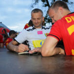 Prezentacja Korony na kieleckim Rynku. Po prezentacji fani drużyny zbierali autografy. / Wojciech Habdas / Radio Kielce