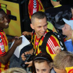 Prezentacja Korony na kieleckim Rynku. Po prezentacji fani drużyny zbierali autografy. / Wojciech Habdas / Radio Kielce