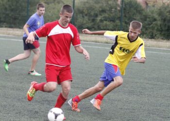 Wakacje z Futbolem, fragment meczu ćwierćfinałowego gimnazjów: Pogromcy Nadwagi - Kadra Czeczenii / Kamil Król / Radio Kielce