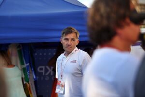 W Kielcach zakończył się 3. etap 25. Wyścigu Solidarności i Olimpijczyków - były kolarz Marek Leśniewski / Stanisław Blinstrub / Radio Kielce