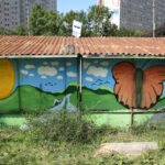 Kielce nabierają kolorów. Przystanek przy ulicy Warszawskiej. / Piotr Michalski / Radio Kielce