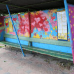 Kielce nabierają kolorów. Przystanek przy ulicy Warszawskiej. / Piotr Michalski / Radio Kielce