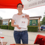 Świętokrzyskie na fali - Bałtów. Zwyciężczyni naszej środowej zabawy otrzymała gadżety Radia Kielce. / Ewa Kiślak / Radio Kielce