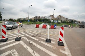 Remont Grunwaldzkiej od Poklasztornej do Szajnowicza. Zmiana organizacji ruchu.c / Stanisław Blinstrub / Radio Kielce