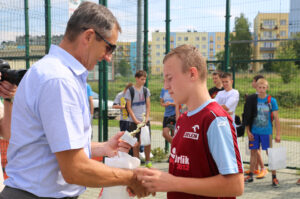 Ceremonia wręczenia nagród w turnieju "Wakacje z futbolem 2014" / Kamil Król / Radio Kielce