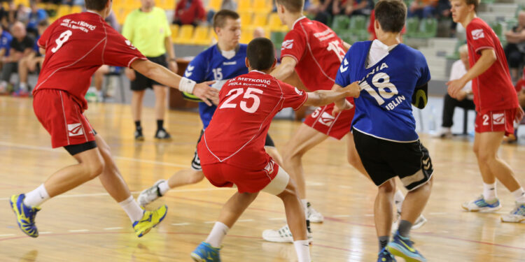 Świętokrzyskie Junior Cup 2014 - mecz o I miejsce w kategorii 18 lat Unia Lublin - Metkovec I / Kamil Król / Radio Kielce