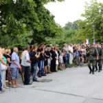 70 rocznica wybuchu Powstania Warszawskiego. Przemarsz na skwer Szarych Szeregów. / Wojciech Habdas / Radio Kielce