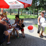 Świętokrzyskie na fali - Suchedniów. Powstają kolejne ogniwa wolności. / Wojciech Habdas / Radio Kielce