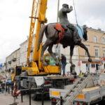 Pomnik Marszałka Józefa Piłsudskiego dotarł do Kielc. / Wojciech Habdas / Radio Kielce