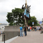 Pomnik Marszałka Józefa Piłsudskiego dotarł do Kielc. / Wojciech Habdas / Radio Kielce