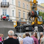 Pomnik Marszałka Józefa Piłsudskiego dotarł do Kielc. / Wojciech Habdas / Radio Kielce