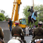 Pomnik Marszałka Józefa Piłsudskiego dotarł do Kielc. / Wojciech Habdas / Radio Kielce