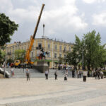 Pomnik Marszałka Józefa Piłsudskiego dotarł do Kielc. / Wojciech Habdas / Radio Kielce