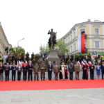 Uroczystość odsłonięcia konnego pomnika Marszałka Józefa Piłsudskiego. Wręczenie pamiątkowych odznaczeń. / Wojciech Habdas / Radio Kielce