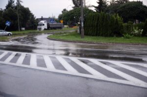 Zatopione po deszczu okolice ulic Warszawskiej i Szybowcowej w Kielcach / Stanisław Blinstrub / Radio Kielce