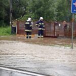 Zatopione po deszczu okolice ulic Warszawskiej i Szybowcowej w Kielcach / Stanisław Blinstrub / Radio Kielce