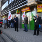 Pikieta pracowników KKSM (29 września 2014 r.) / Piotr Michalski / Radio Kielce