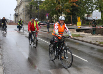 Rowerowa pielgrzymka na Święty Krzyż (27 września 2014 r.) / Piotr Michalski / Radio Kielce