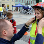 Piknik "Bezpieczni na drodze” na Rynku w Kielcach / Kamil Król / Radio Kielce