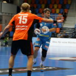 1. kolejka Ligi Mistrzów piłkarzy ręcznych: Kadetten Schaffhausen - Vive Tauron Kielce / Kamil Król / Radio Kielce