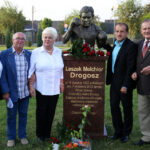 Uroczyste otwarcie memoriału imienia Leszka Drogosza. Odsłonięcie popiersia wybitnego pięściarza / Kamil Król / Radio Kielce