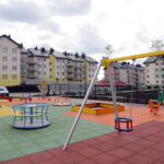 Kieleckie Towarzystwo Budownictwa Społecznego przekazało pierwsze klucze do mieszkań w zakończonej inwestycji w budynkach przy ul. Puscha 34, 36, 38 / Wojciech Habdas / Radio Kielce