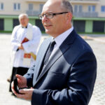 Kieleckie Towarzystwo Budownictwa Społecznego przekazało pierwsze klucze do mieszkań w zakończonej inwestycji w budynkach przy ul. Puscha 34, 36, 38 / Wojciech Habdas / Radio Kielce