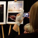 Wernisaż wystawy fotografii „Subiektywnie...” Krzysztofa Karolczyka połączony z prezentacją zdjęć słuchaczy Radia Kielce. / Wojciech Habdas / Radio Kielce